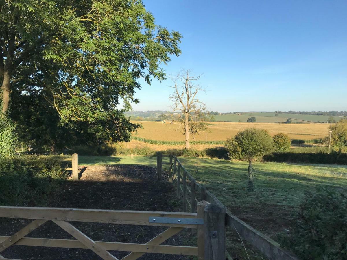 Spring Hill Cottages Towcester Esterno foto