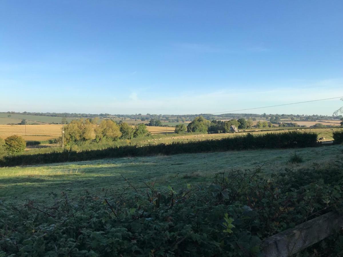 Spring Hill Cottages Towcester Esterno foto